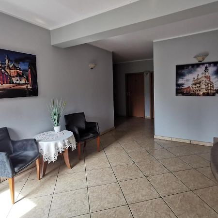 Hotel Zieliniec Poznań Exteriör bild