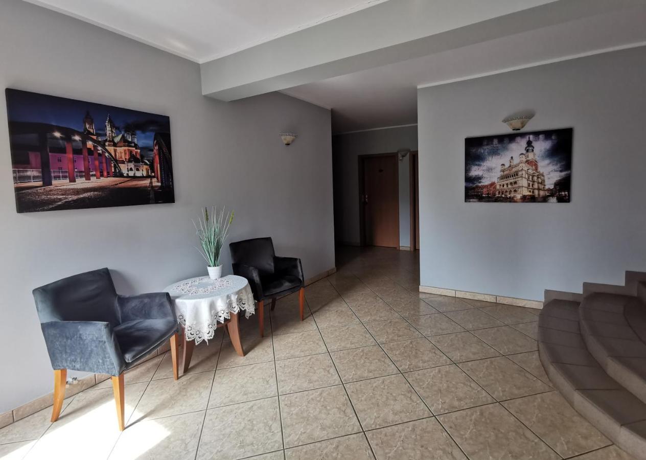 Hotel Zieliniec Poznań Exteriör bild