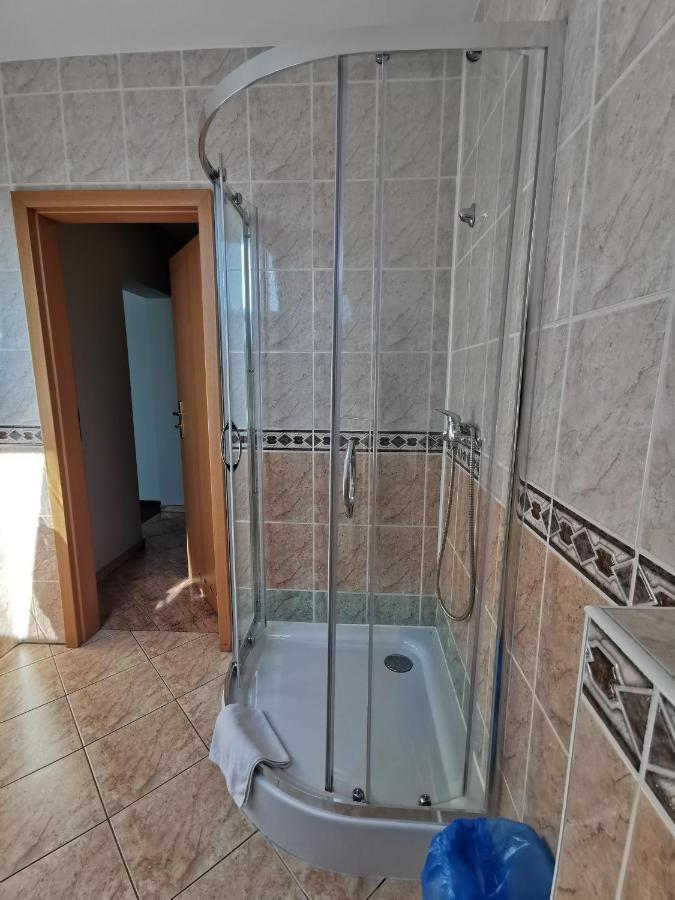 Hotel Zieliniec Poznań Exteriör bild